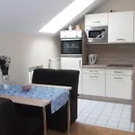 Herrenhaus App.13 * Blengow