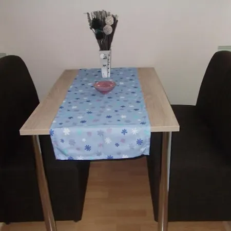 Apartment Herrenhaus App.13